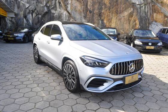 MERCEDES-BENZ GLA 200 1.3 MHEV AMG LINE 7G-DCT MERCEDES-BENZ GLA 200 1.3 MHEV AMG LINE 7G-DCT